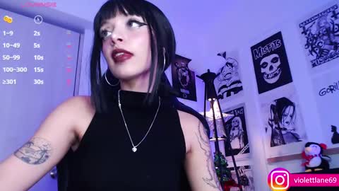 Snapshot of violettlane chatting on 12.10.24 Violeta online show from 12.10.24