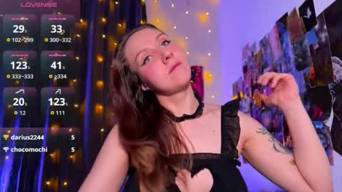 Snapshot of violettmo0n chatting on 02.27.26 Next stream 1522026 400 GMT 3 online show from 02.27.26