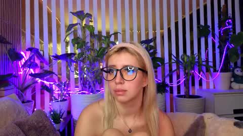 Violetta online show from 11.30.25