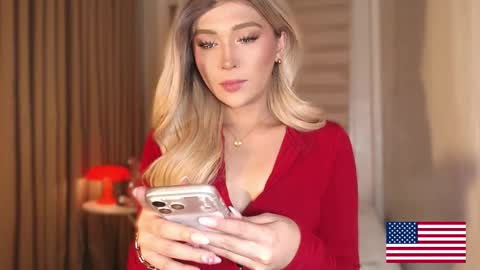 Snapshot of violetversacexx chatting on 02.13.26 Best Of Both Worlds online show from 02.13.26