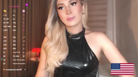 Snapshot of violetversacexx chatting on 02.23.26 Best Of Both Worlds online show from 02.23.26