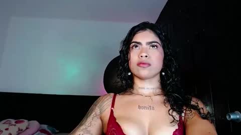 Snapshot of violetwitch05 chatting on 10.07.25 Violet online show from 10.07.25