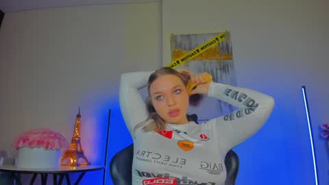 Violla online show from 01.10.25