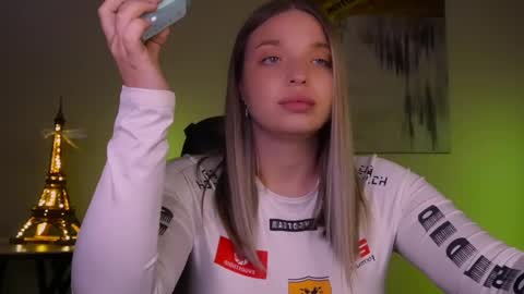 Violla online show from 03.08.25