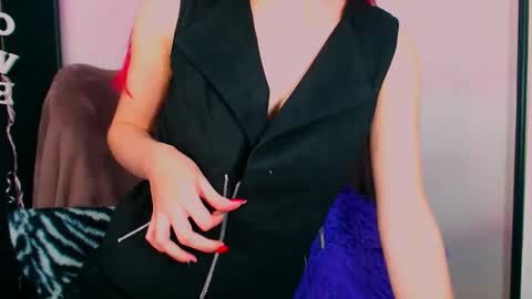 VirginLuna online show from 01.22.25