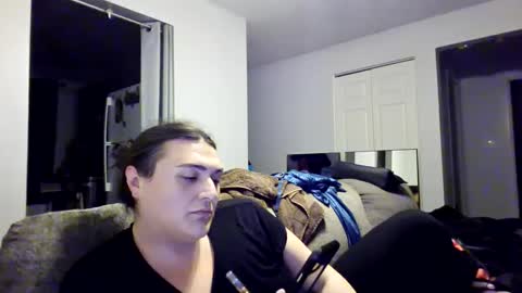 Snapshot of virgorian_enigma chatting on 09.11.25 priscilla online show from 09.11.25