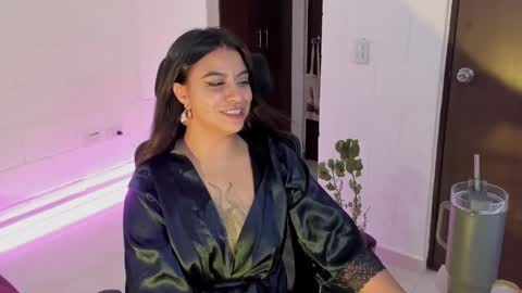 Lu online show from 01.21.25