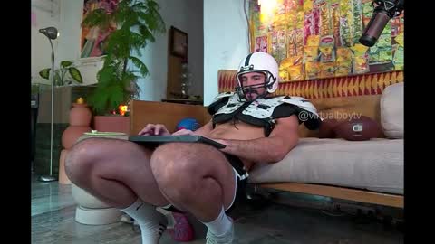 Snapshot of virtualboytvtv chatting on 03.11.25 GARY - Help me reach 300 likes - - My Telegram - online show from 03.11.25