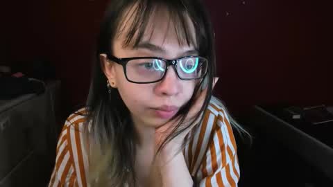 Snapshot of virtualtulpa chatting on 05.21.26 Zoe online show from 05.21.26