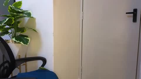 Snapshot of vishy408614 chatting on 02.09.25 Ashley online show from 02.09.25