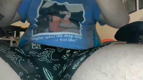 Snapshot of vitalbeach chatting on 03.08.25 vitalbeach online show from 03.08.25