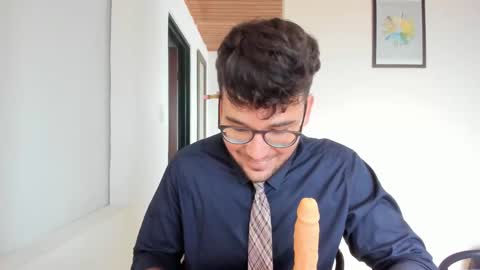 Snapshot of vito_ferrero chatting on 10.20.25 Vito Ferrer online show from 10.20.25