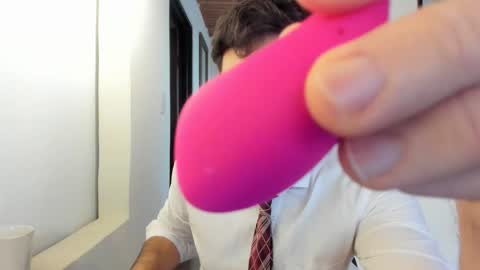 Snapshot of vito_ferrero chatting on 11.06.25 Vito Ferrer online show from 11.06.25