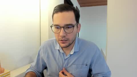 Snapshot of vito_ferrero chatting on 11.09.25 Vito Ferrer online show from 11.09.25