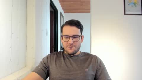 Snapshot of vito_ferrero chatting on 11.27.25 Vito Ferrer online show from 11.27.25