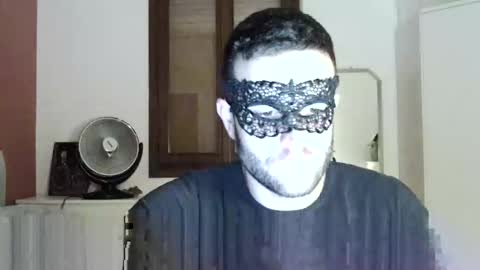 Snapshot of vittorio20cm chatting on 02.10.25 vittorio20cm online show from 02.10.25