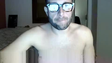 Snapshot of vittorio20cm chatting on 03.07.25 vittorio20cm online show from 03.07.25