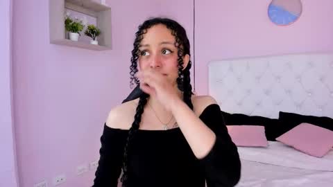 Vivi online show from 11.24.25