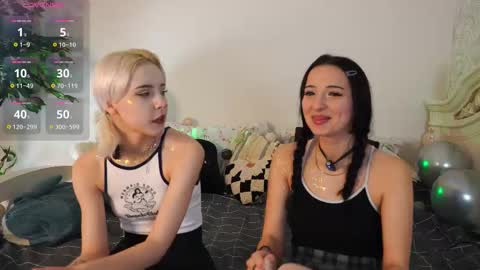 Snapshot of vivi_uwu chatting on 11.07.25 Vivi online show from 11.07.25