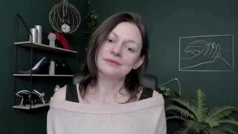 Snapshot of vivian_dream chatting on 02.04.26 Vivian online show from 02.04.26