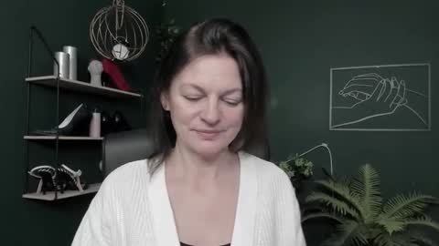 Snapshot of vivian_dream chatting on 02.05.26 Vivian online show from 02.05.26