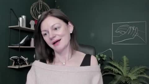 Snapshot of vivian_dream chatting on 02.06.26 Vivian online show from 02.06.26