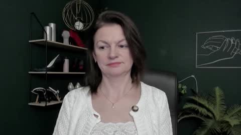 Snapshot of vivian_dream chatting on 02.13.26 Vivian online show from 02.13.26