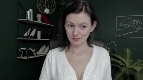 Snapshot of vivian_dream chatting on 02.28.26 Vivian online show from 02.28.26