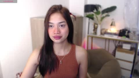 Vivian online show from 10.17.25