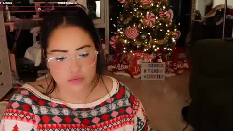 Vivi online show from 12.17.24