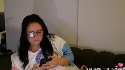 Vivi online show from 02.06.25