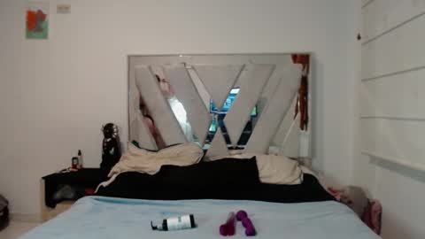 Snapshot of vivianita_lov19 chatting on 09.19.25 Viviana online show from 09.19.25