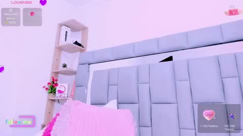 Vivi online show from 02.22.25