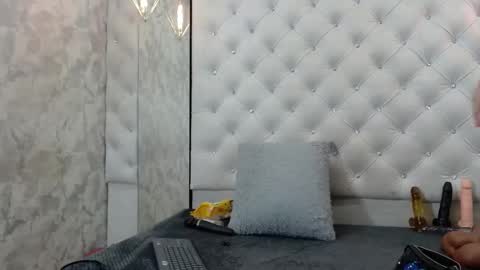 Snapshot of vivianrose3x chatting on 02.18.26 VivianRose online show from 02.18.26