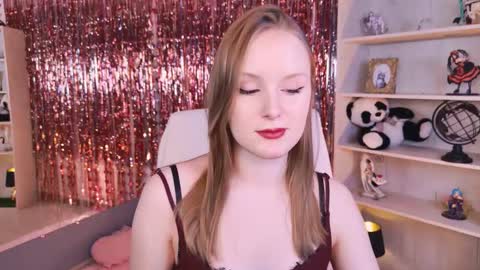 Vivien online show from 03.21.26