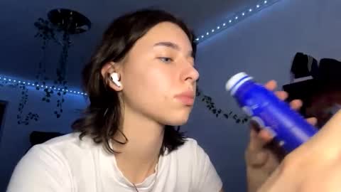 Vivi online show from 12.03.25