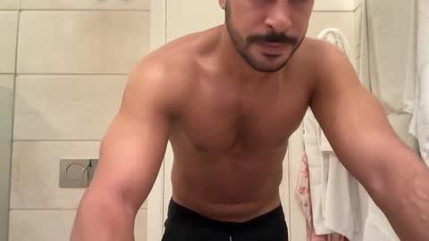 Snapshot of vivisasagregre chatting on 10.16.25 Nero88 online show from 10.16.25