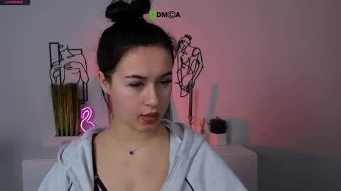 vivy_star online show from 10.19.25