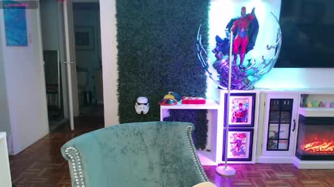 Vixen online show from 04.10.26