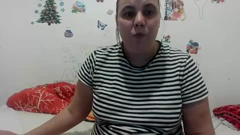 Snapshot of vixenbya chatting on 12.21.24 vixenbya online show from 12.21.24