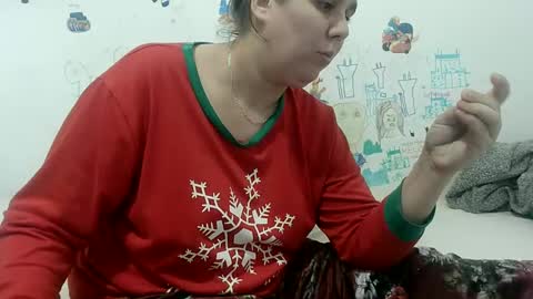 Snapshot of vixenbya chatting on 01.31.25 vixenbya online show from 01.31.25