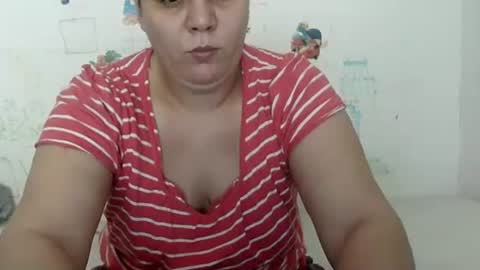 Snapshot of vixenbya chatting on 09.28.25 vixenbya online show from 09.28.25