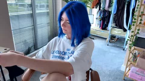 Snapshot of vixenp chatting on 09.18.25 Polly Online mostly at 9pm-2am UK Time online show from 09.18.25