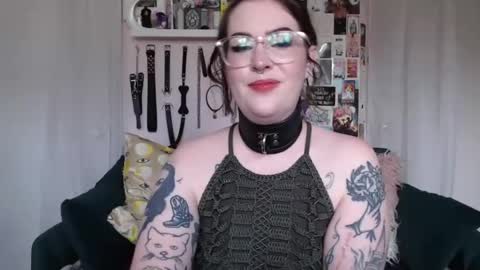 Snapshot of vixinvvitch chatting on 07.28.26 VIXIN online show from 07.28.26