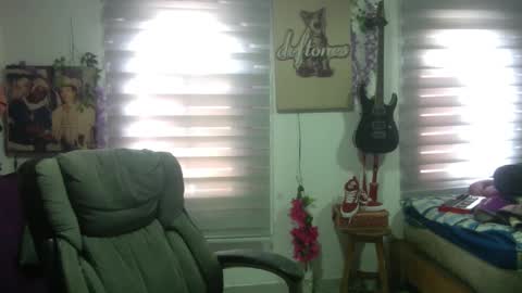 Snapshot of vl21cm chatting on 09.13.25 vl21cm online show from 09.13.25