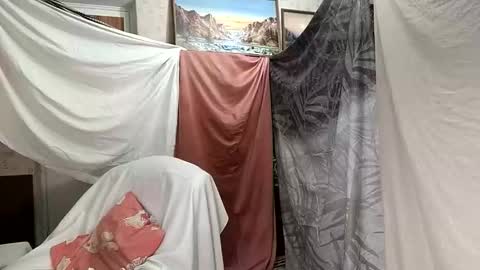 Snapshot of vladiskin chatting on 04.06.26 Violetta Elysia online show from 04.06.26