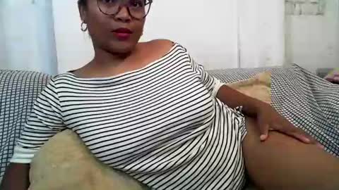 voagelle online show from 02.13.25