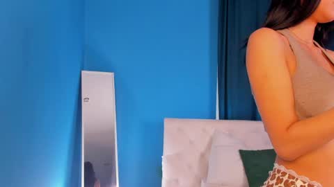 Snapshot of vonen_ray chatting on 04.24.26 Vonen online show from 04.24.26