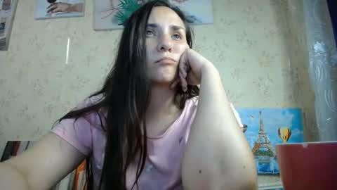 Snapshot of voulezvous_angel chatting on 06.08.26 voulezvous_angel online show from 06.08.26