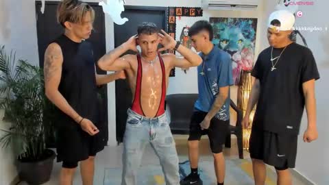 voyeurism_guys online show from 10.06.25